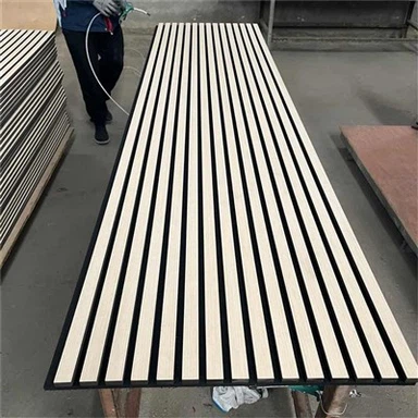 Medinės juostos akustinė sienų plokštė